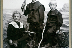 Tor, Arvid och Olle Nygren, 1902.