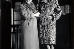 I Avetsa 1960 med Anna-lisa Adler. Källa: Gunvor Nygren.