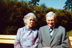 Gunvor och Tor Nygren, Avetsta 1 augusti 1982. Johan Ehdes konfirmationsdag. Källa: Gunvor Nygren.