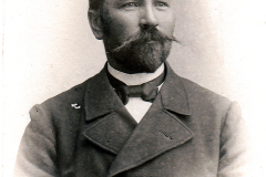 Måg Nils Myrberg, Nils Myrbergs farfar.