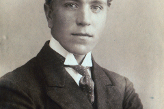 August Myrberg, Nils Myrbergs farbror.