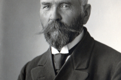 Måg Nils Myrberg, Nils Myrbergs farfar.