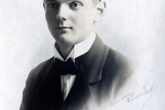 Tor Nygren, vid studenten 1917.
